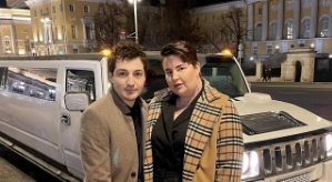 Саша Черно показала фанатам свои синяки