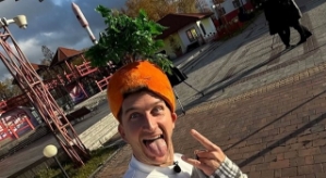 Дмитрий Луковкин стал личной сиделкой Сергея Хорошева