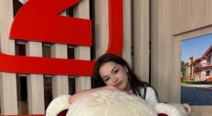 Виктории Андреевой стоит поберечь свои волосы