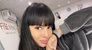 Нелли Ермолаева стала владелицей семейной библиотеки