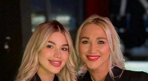 Анастасия Ромашова: Мама прилетела во Вьетнам!