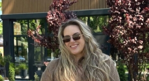 Елена Шлома нашла способ задержаться на Доме-2