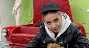 Катя Квашникова с «подельницами» преследуют Ксению Карпову