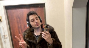 Супруги Оганесян оставили сына без новогодней ёлки