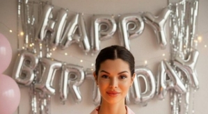 Анна Евстропова: С днём рождения, моя опора!