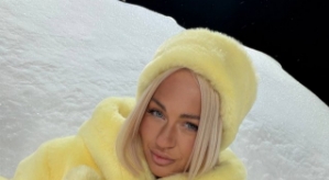 Элина Рахимова «присматривает» за Степаном Карповым