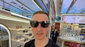 Альберт Гракович опять поймал на вранье любимую жену