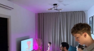 Катя Квашникова отметила свой юбилей с тесном семейном кругу