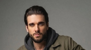 Евгений Ромашов: Я как будто ищу «пятый угол»