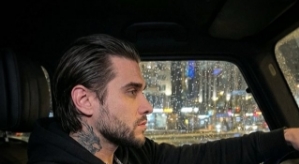 Евгений Ромашов: Я смотрю на них как на парадокс